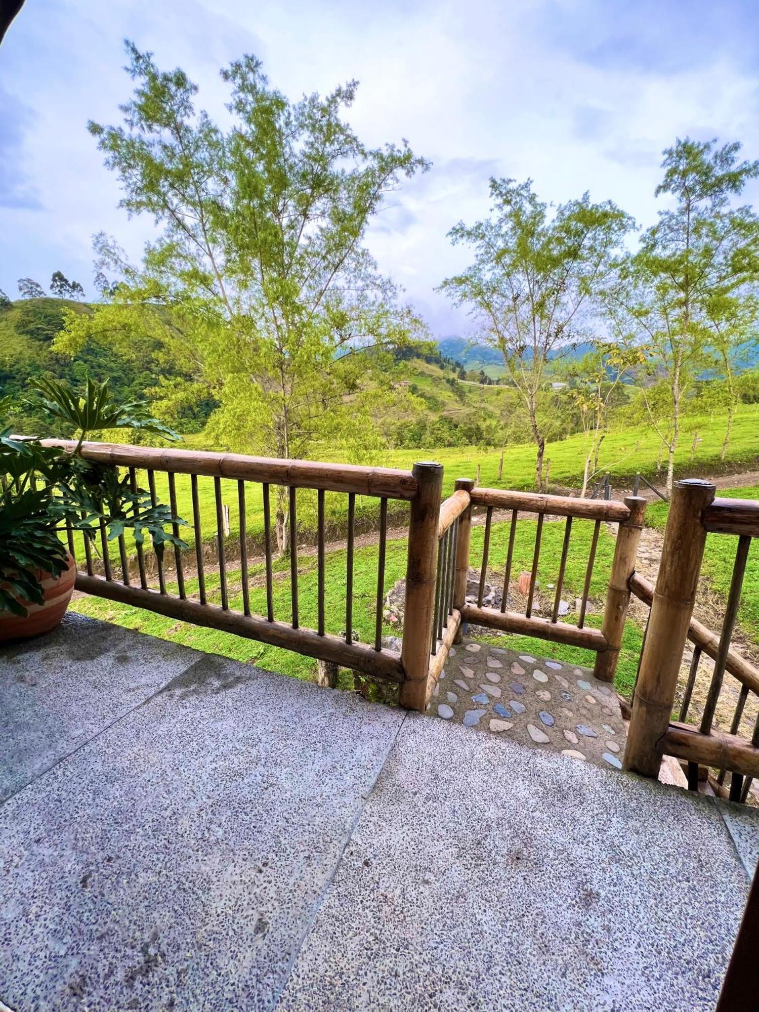 Glamping La Herradura Santa Rosa de Cabal Exteriör bild
