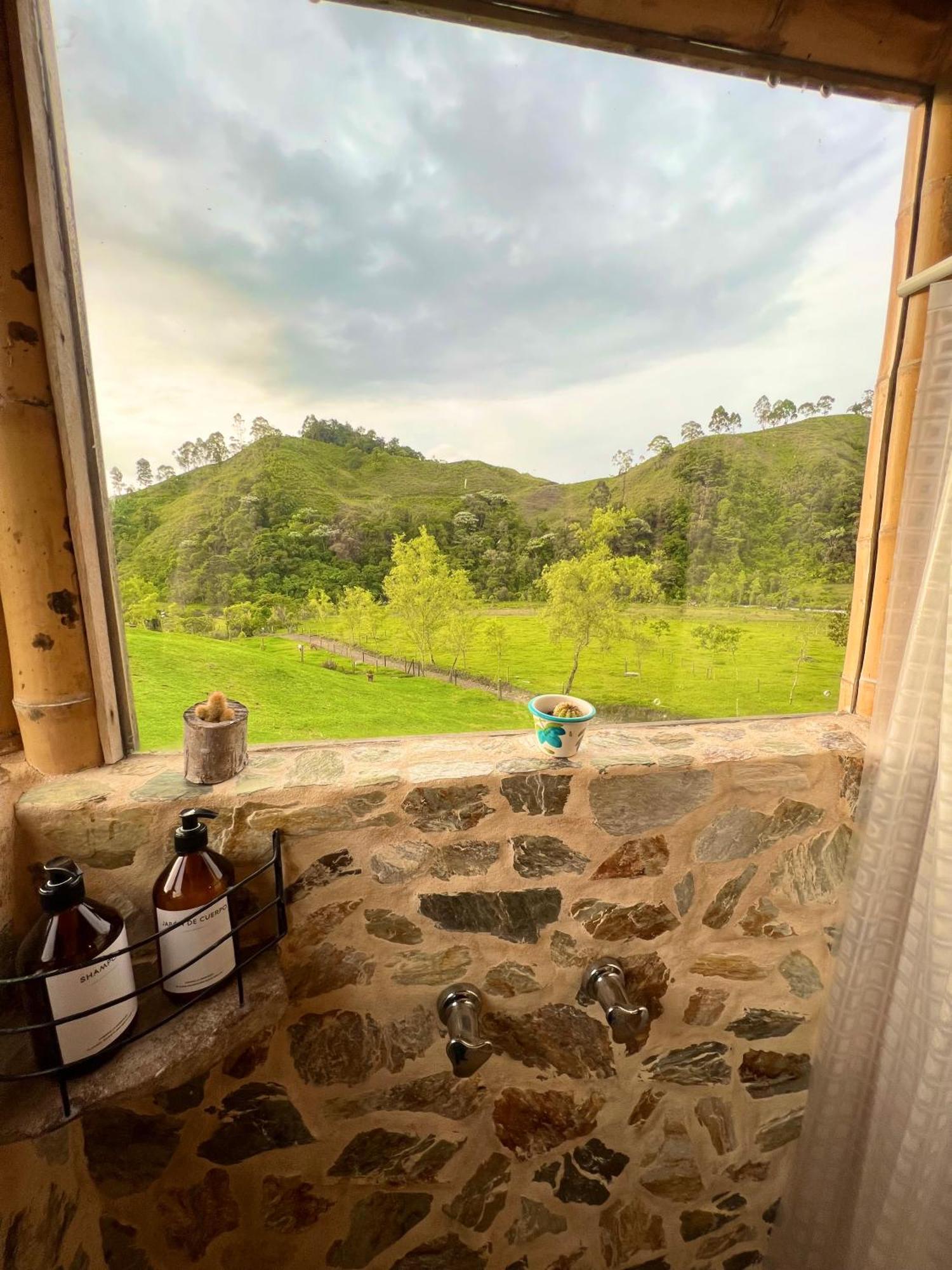 Glamping La Herradura Santa Rosa de Cabal Exteriör bild